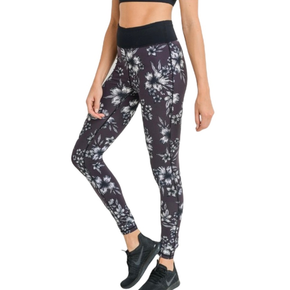 NWOT Mono B Plum Hibiscus Full Length High-waist Yoga Leggings